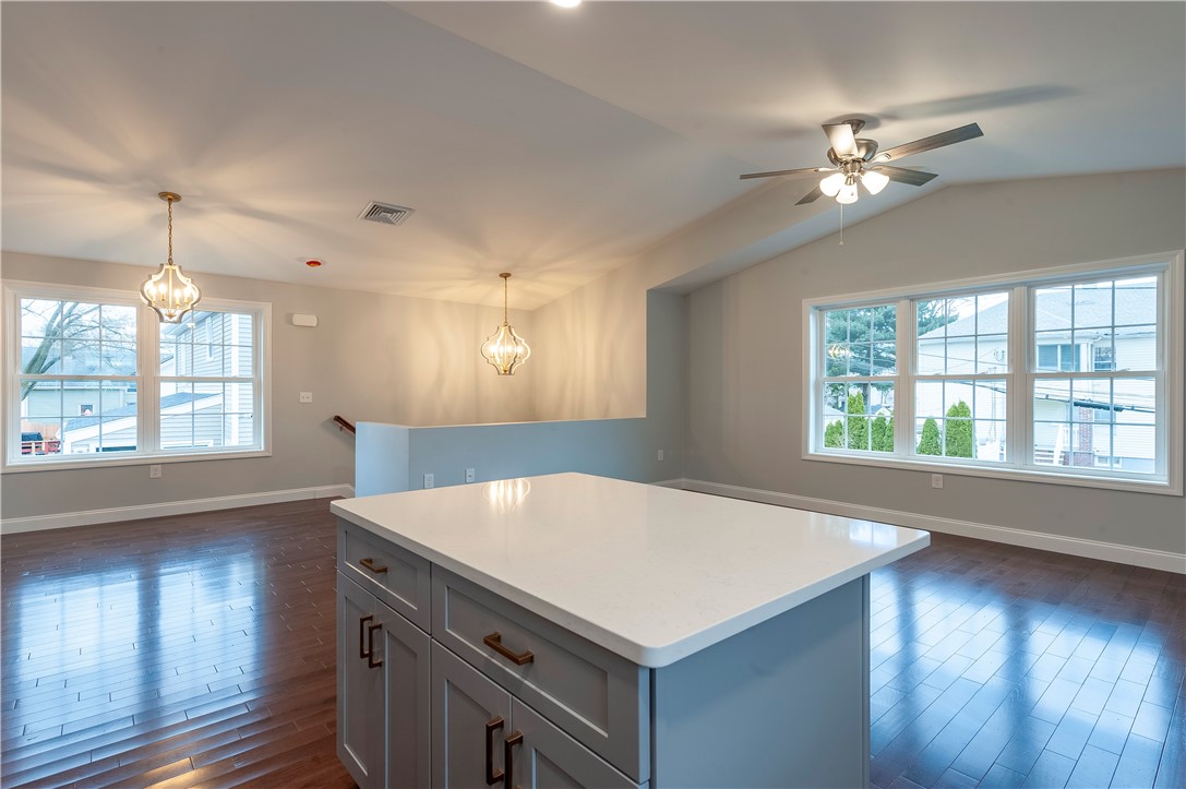 23 Crane Street Pawtucket, RI 02860 - Photo 5 of 20