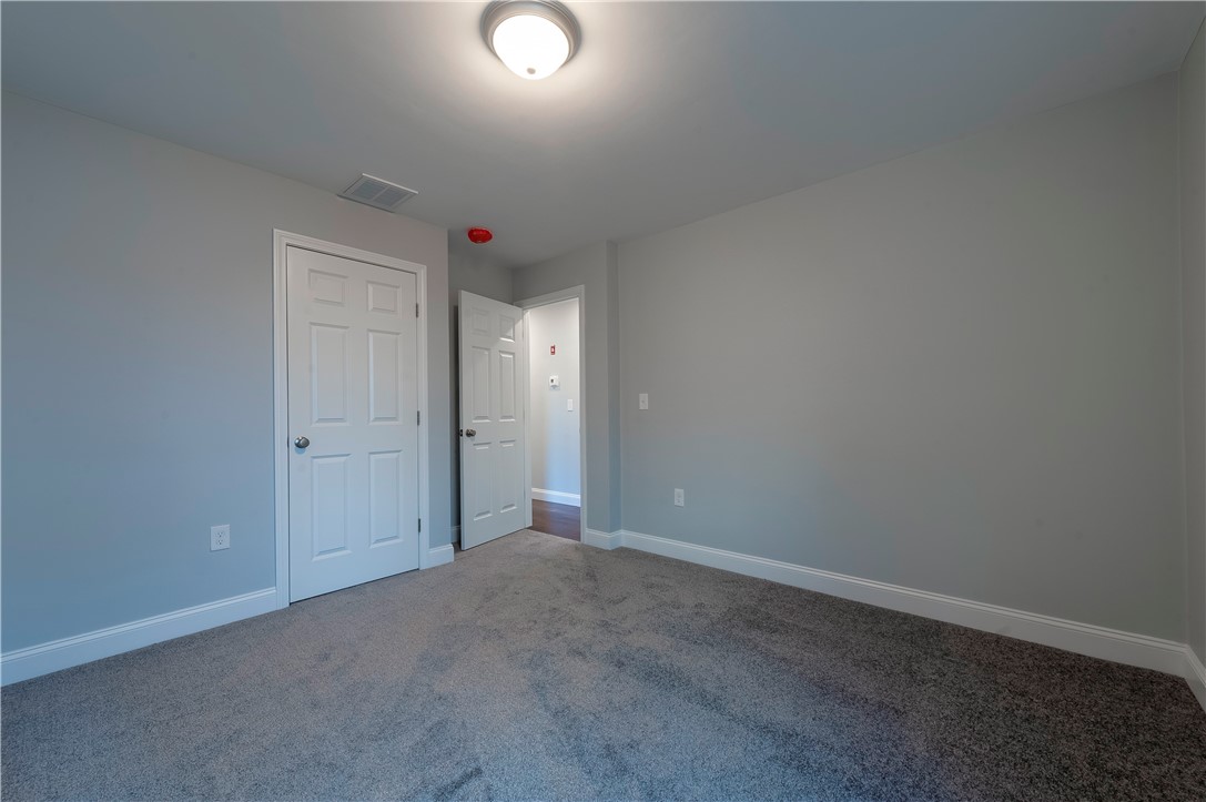 23 Crane Street Pawtucket, RI 02860 - Photo 9 of 20