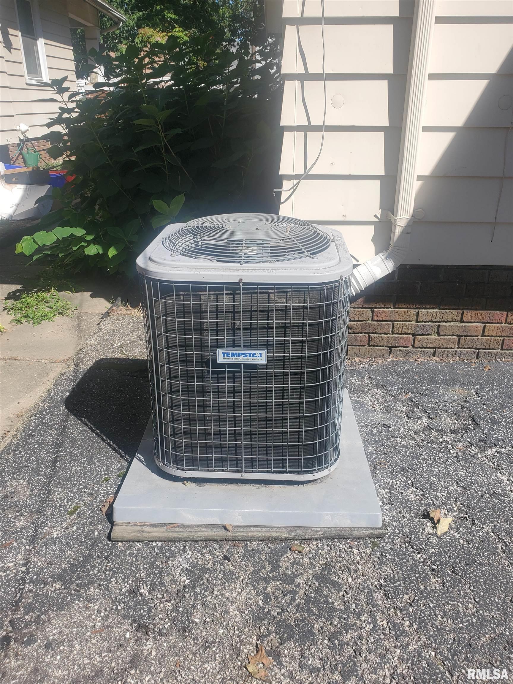 2517 South 6th Street Springfield, IL 62703 - Photo 15 of 17