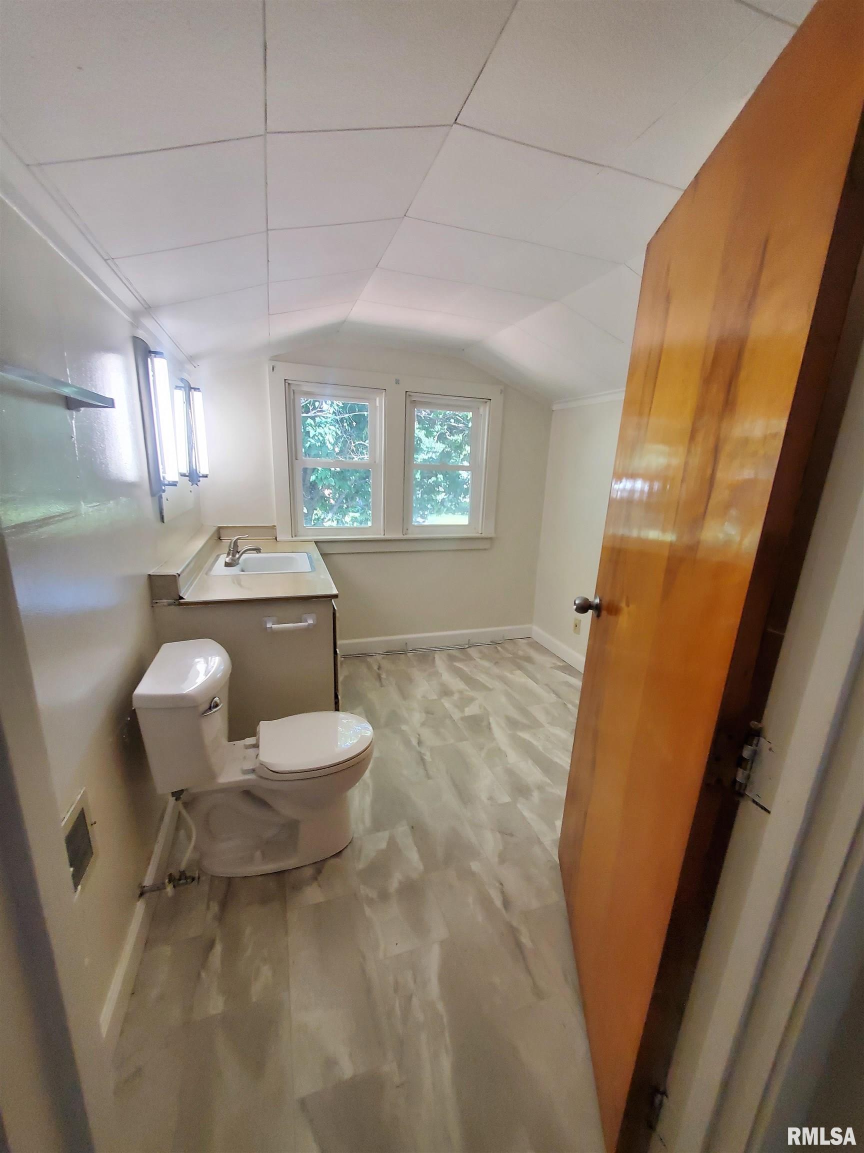 2517 South 6th Street Springfield, IL 62703 - Photo 8 of 17