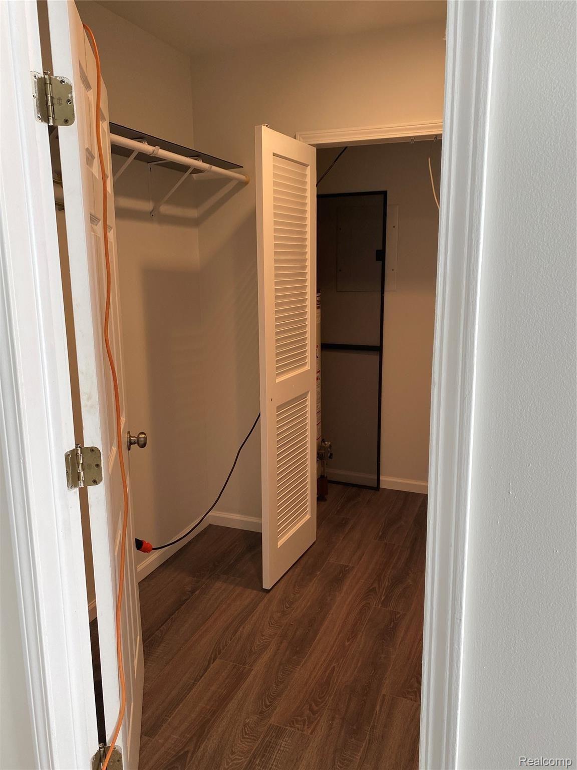 5850 Pine Knob Road Clarkston, MI 48346 - Photo 46 of 67 Master closet .JPG