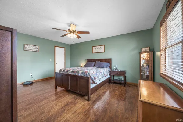 $389,900 | 6301 West Newton Stewart Road, Taswell, IN 47175