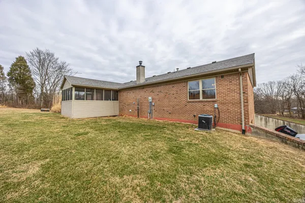 $389,900 | 6301 West Newton Stewart Road, Taswell, IN 47175