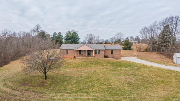 $389,900 | 6301 West Newton Stewart Road, Taswell, IN 47175