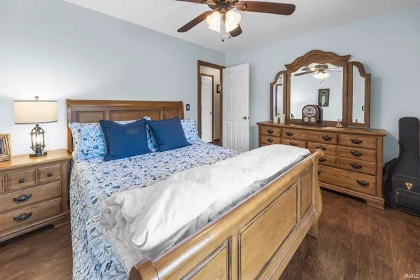 $389,900 | 6301 West Newton Stewart Road, Taswell, IN 47175