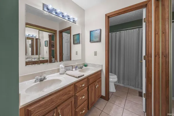 $389,900 | 6301 West Newton Stewart Road, Taswell, IN 47175