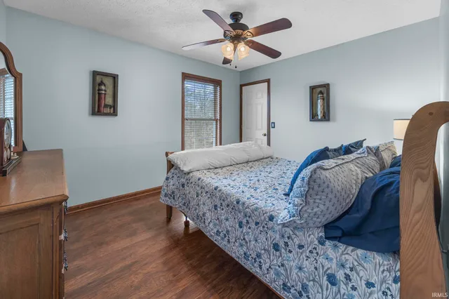 $399,900 | 6301 West Newton Stewart Road, Taswell, IN 47175