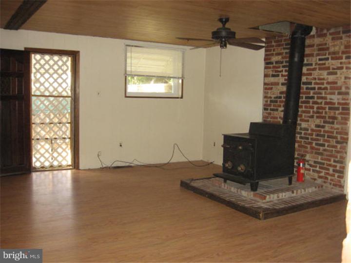 711 Colwell Road Swarthmore, PA 19081 - Photo 6 of 13 Family Room