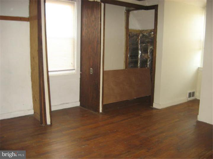 711 Colwell Road Swarthmore, PA 19081 - Photo 10 of 13 Bedroom