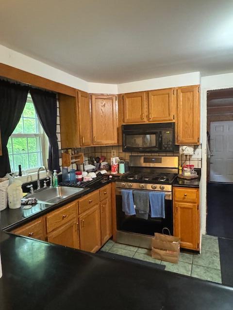 28 Glover Road Rumford, ME 04276 - Photo 13 of 22 Kitchen