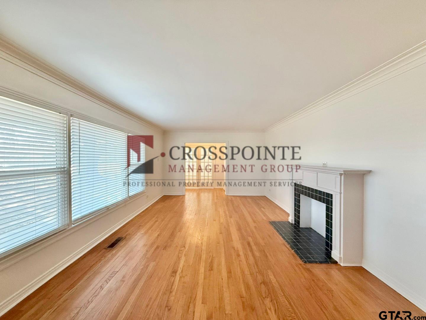 10120 FM 346 Flint, TX 75762 - Photo 4 of 35 a view of gallery with wooden floor