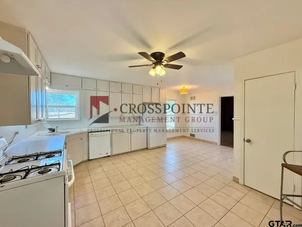 $1,850 | 10120 FM 346, Flint, TX 75762