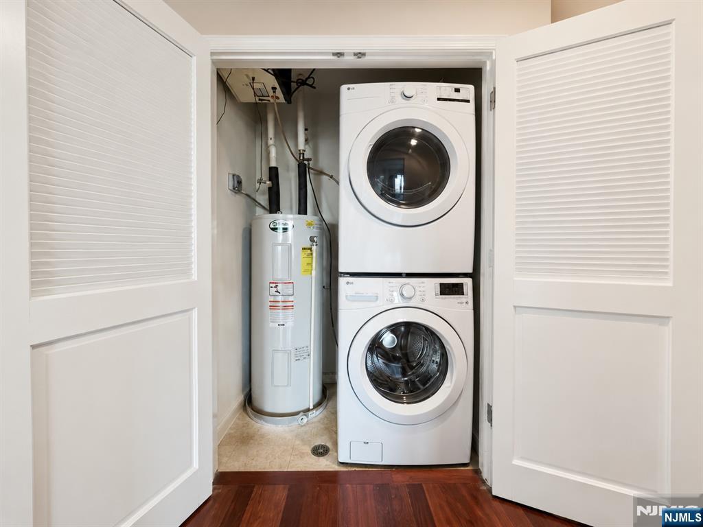3514 City Place Edgewater, NJ 07020 - Photo 8 of 12