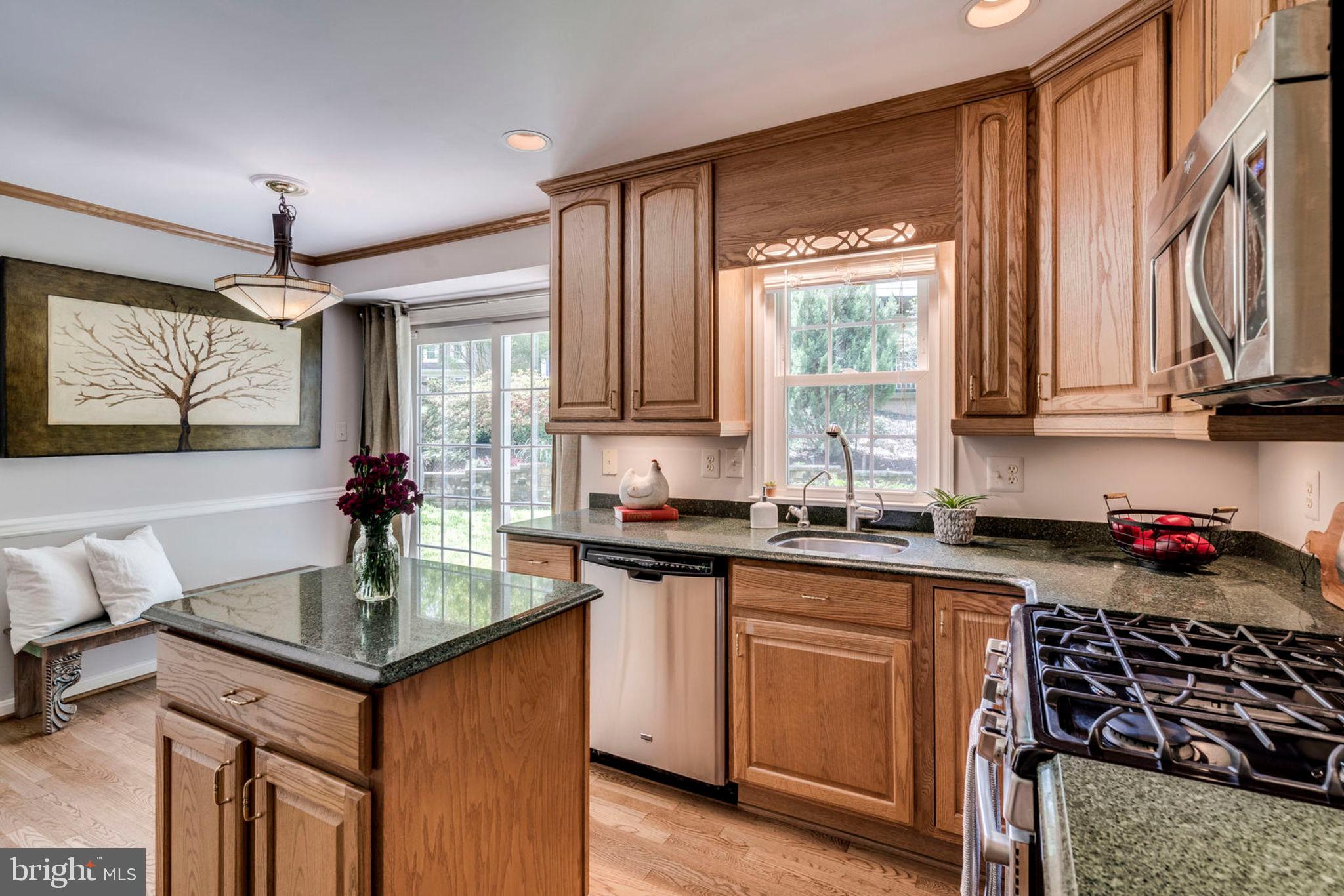 8817 Cuttermill Place Springfield, VA 22153 - Photo 11 of 37 Kitchen