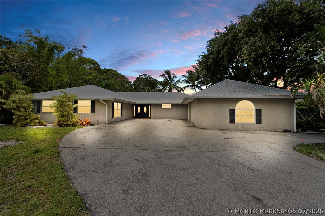 53 North Sewalls Point Road Sewall's Point, FL 34996 - Photo 4 of 43 Gallery Image 4