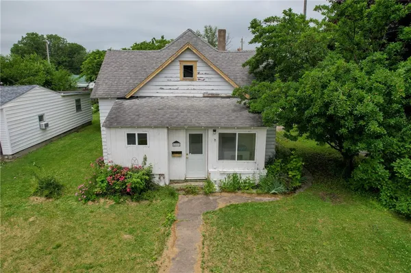 $15,000 | 217 Oak Street, Georgetown, IL 61846
