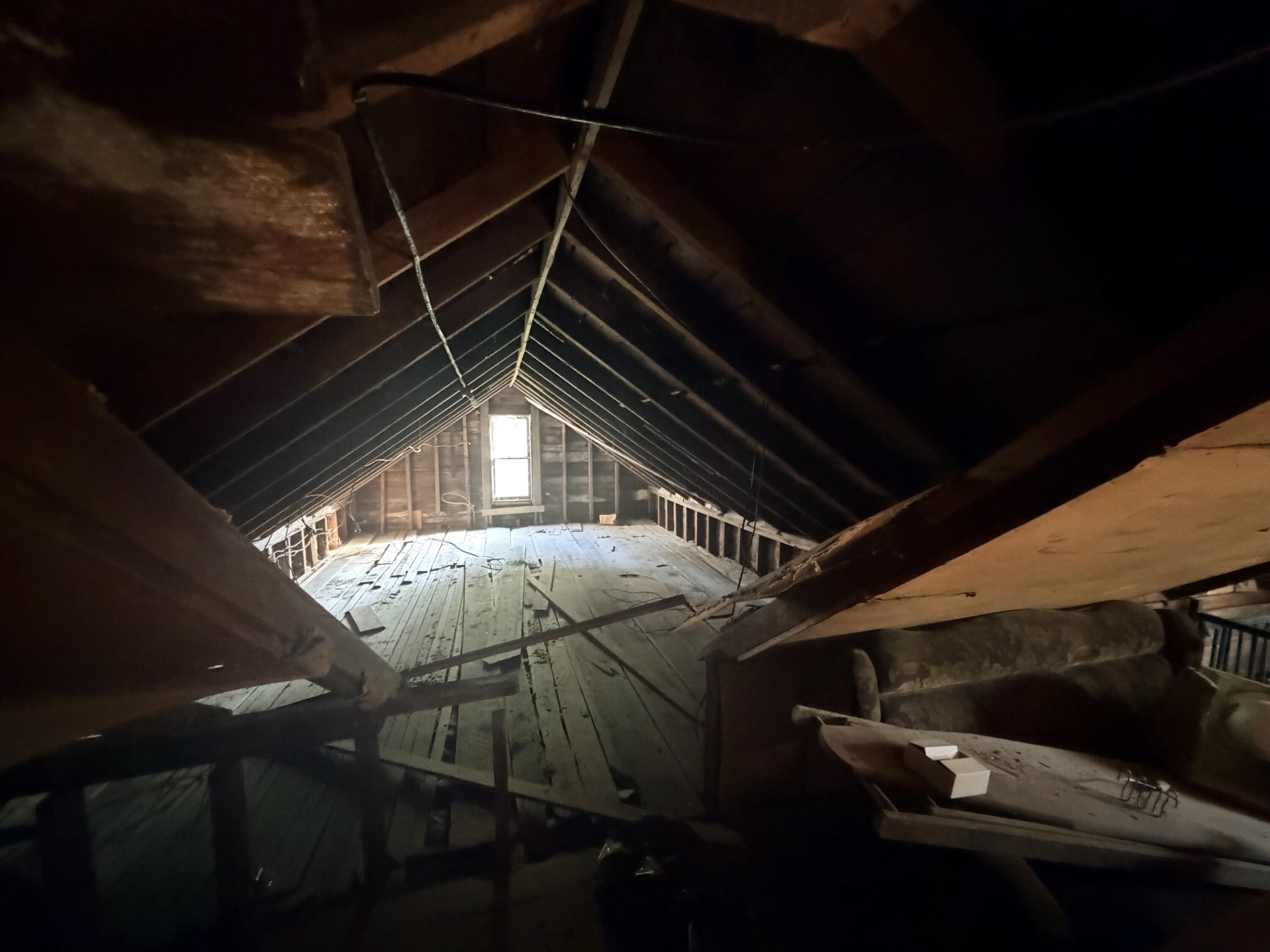 794 East Fox Farm Road Manistee, MI 49660 - Photo 16 of 31 Attic