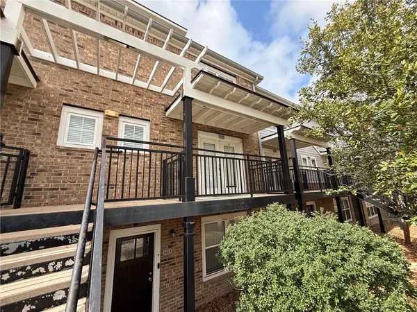 a balcony with view of lake
