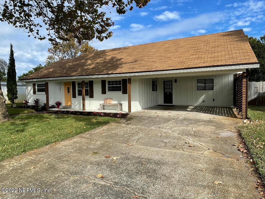 309 Driftwood Road Neptune Beach, FL 32266 - Photo 3 of 34 9586DE78-EF32-41B5-AC38-83B5517AD5D3