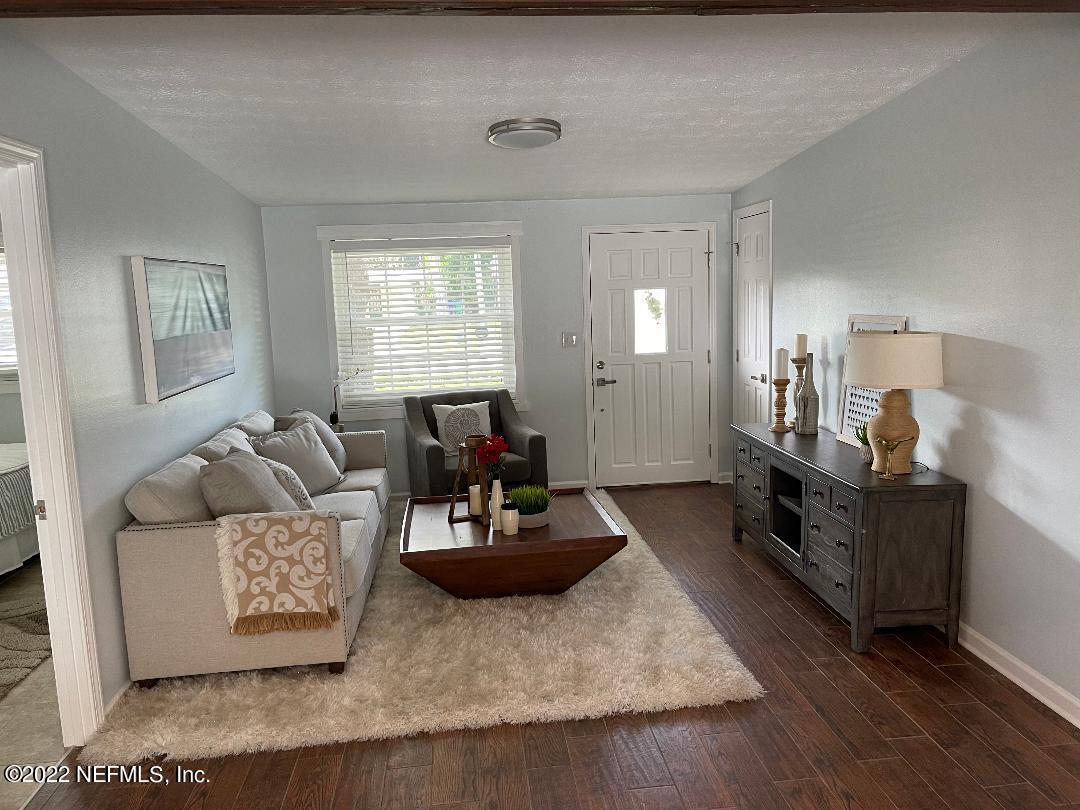 309 Driftwood Road Neptune Beach, FL 32266 - Photo 5 of 34 3D914274-4C94-41C5-BD8C-44CF58304EC6