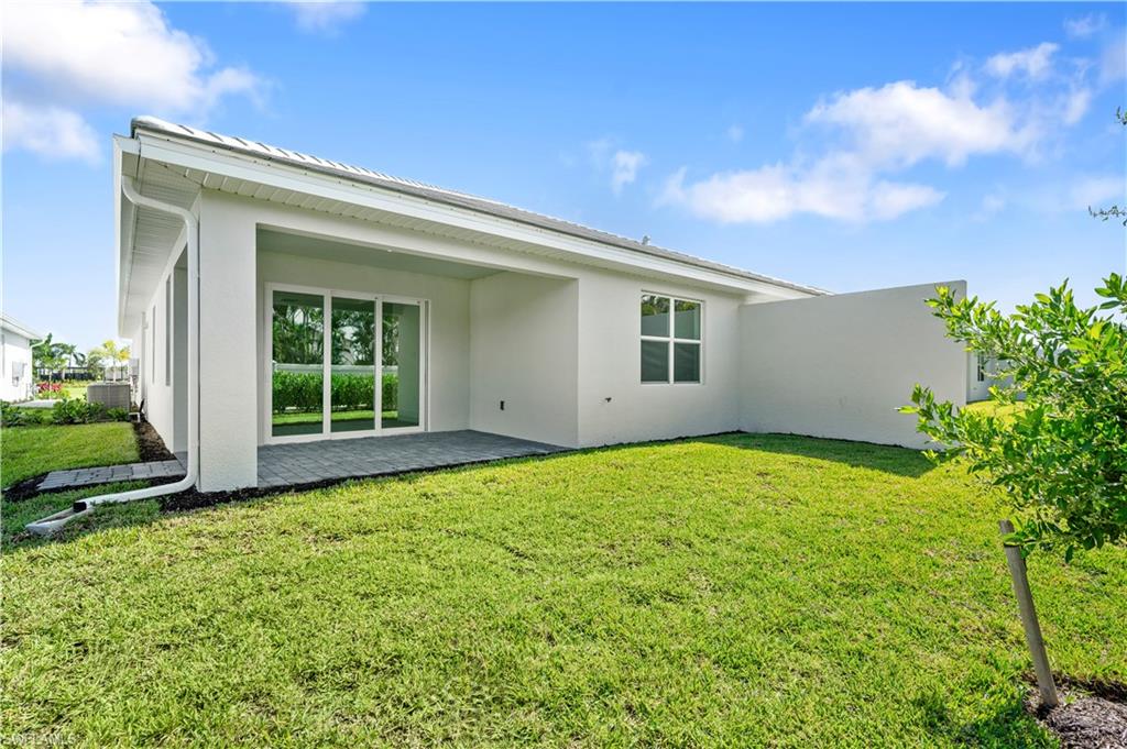 8897 Oceana Way Naples, FL 34114 - Photo 12 of 40