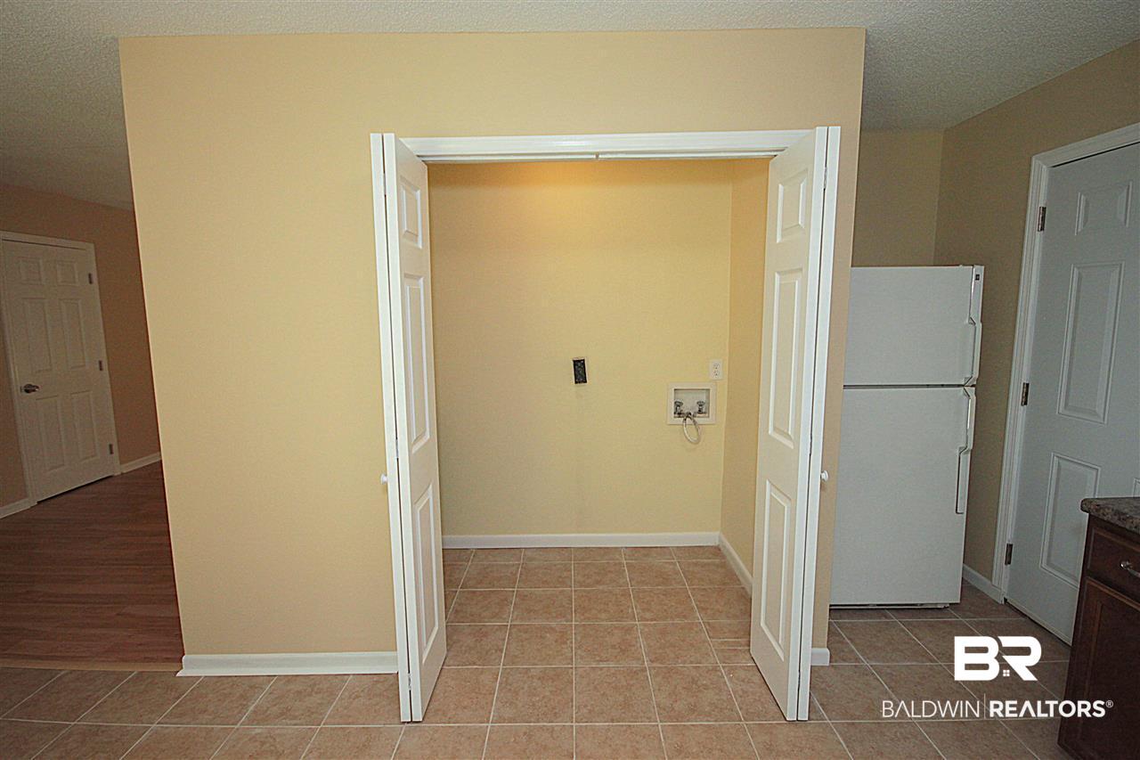 22525 Mattingly Street Robertsdale, AL 36567 - Photo 25 of 31 Utility Room