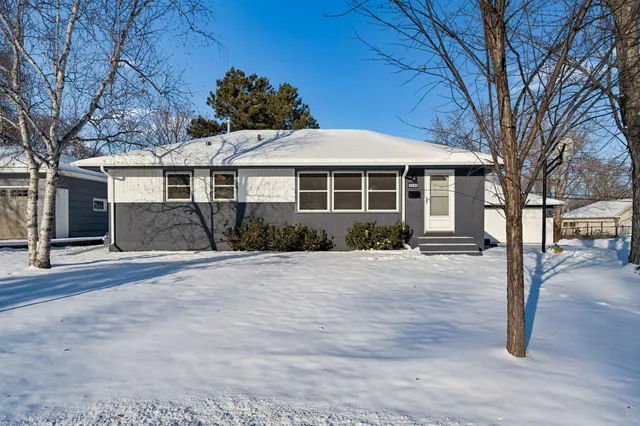$389,900 | 3500 72nd Avenue North, Brooklyn Center, MN 55429
