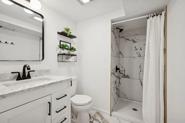 $389,900 | 3500 72nd Avenue North, Brooklyn Center, MN 55429