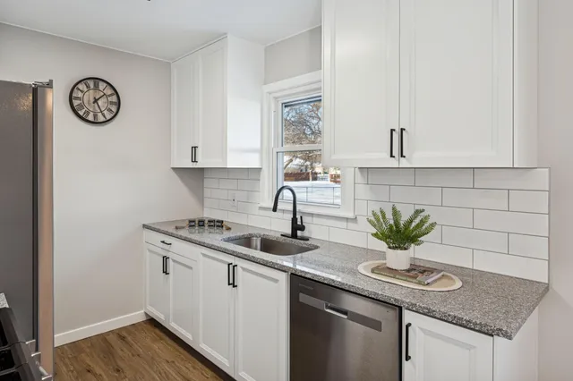 $389,900 | 3500 72nd Avenue North, Brooklyn Center, MN 55429