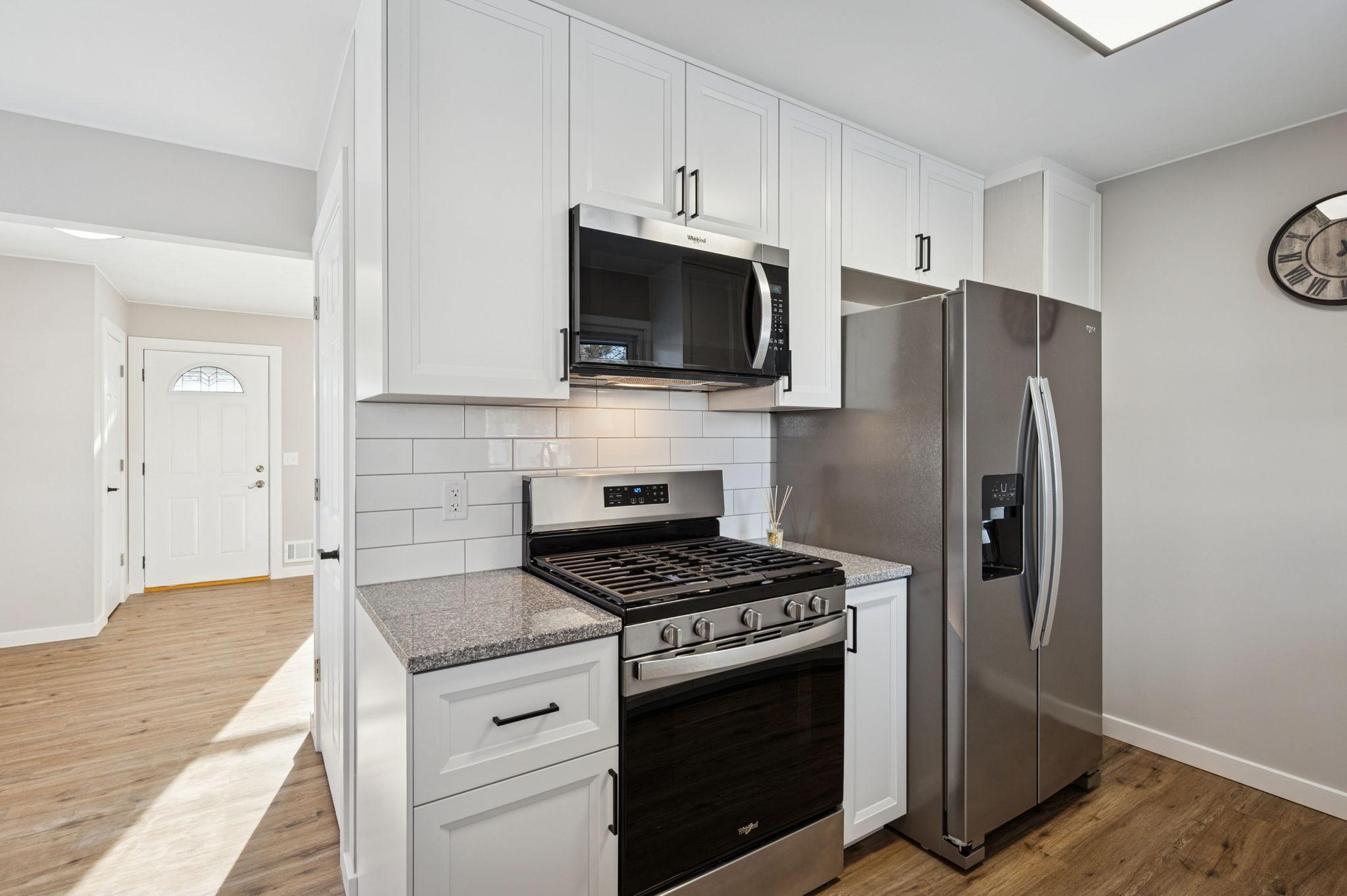 3500 72nd Avenue North Brooklyn Center, MN 55429 - Photo 5 of 27