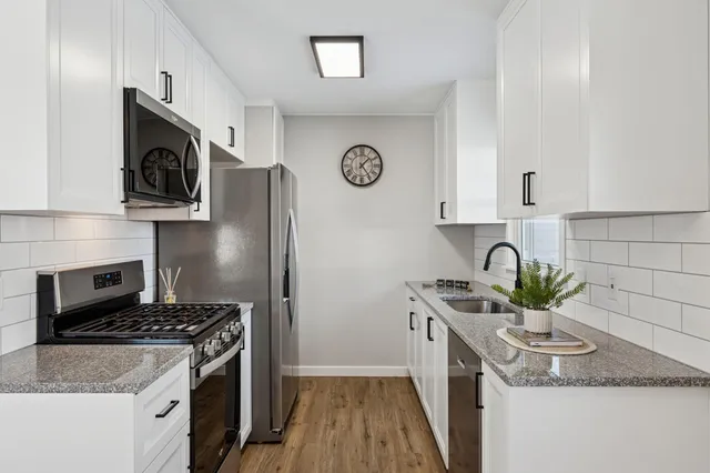 $389,900 | 3500 72nd Avenue North, Brooklyn Center, MN 55429