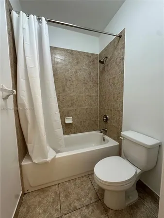 $1,925 | 1027 Northeast 10th Avenue, Unit 3, Fort Lauderdale, FL 33304