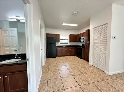 $1,925 | 1027 Northeast 10th Avenue, Unit 3, Fort Lauderdale, FL 33304