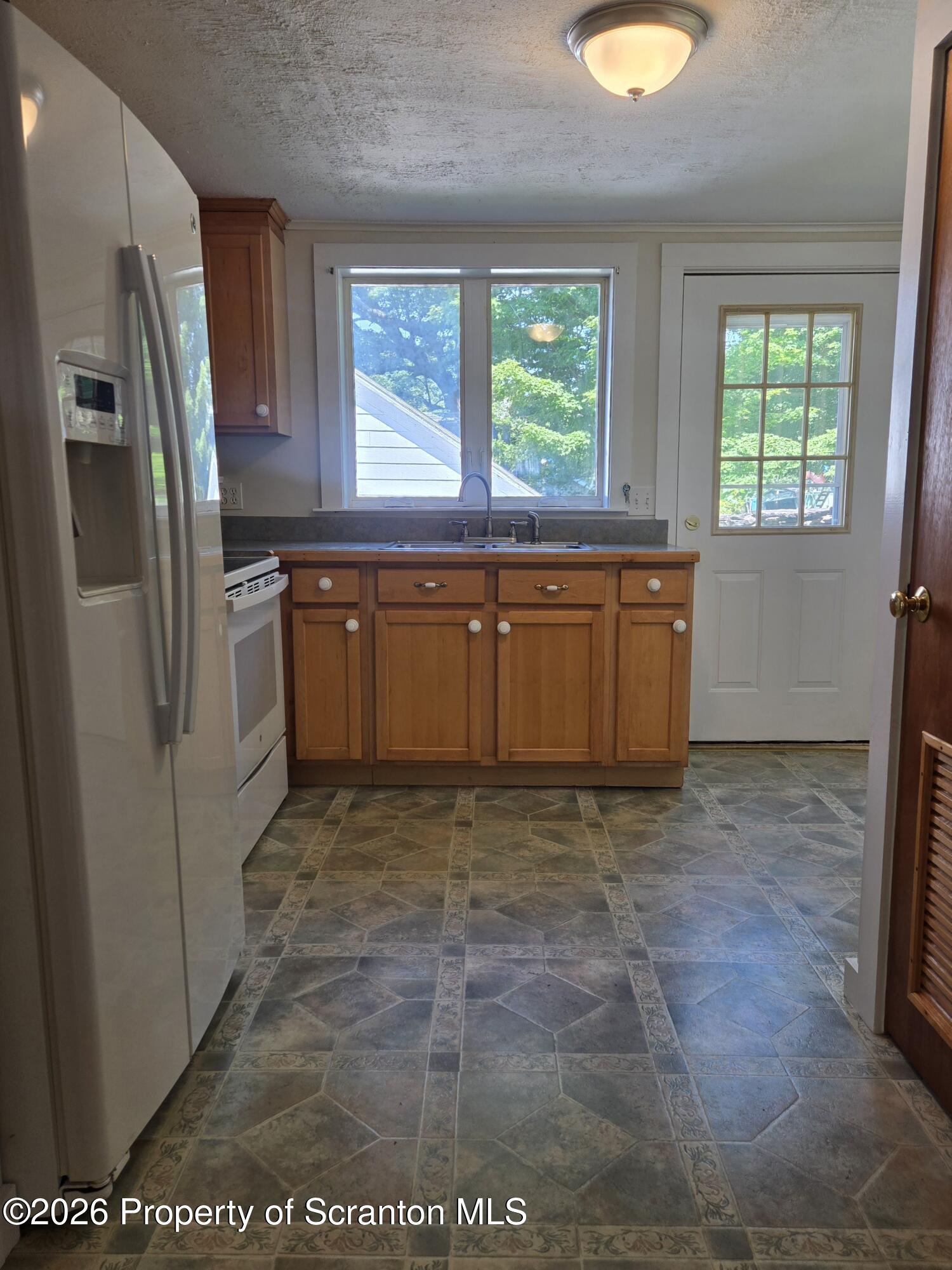 4652 Glenwood Road Hop Bottom, PA 18824 - Photo 25 of 44 4692 Glenwood Street