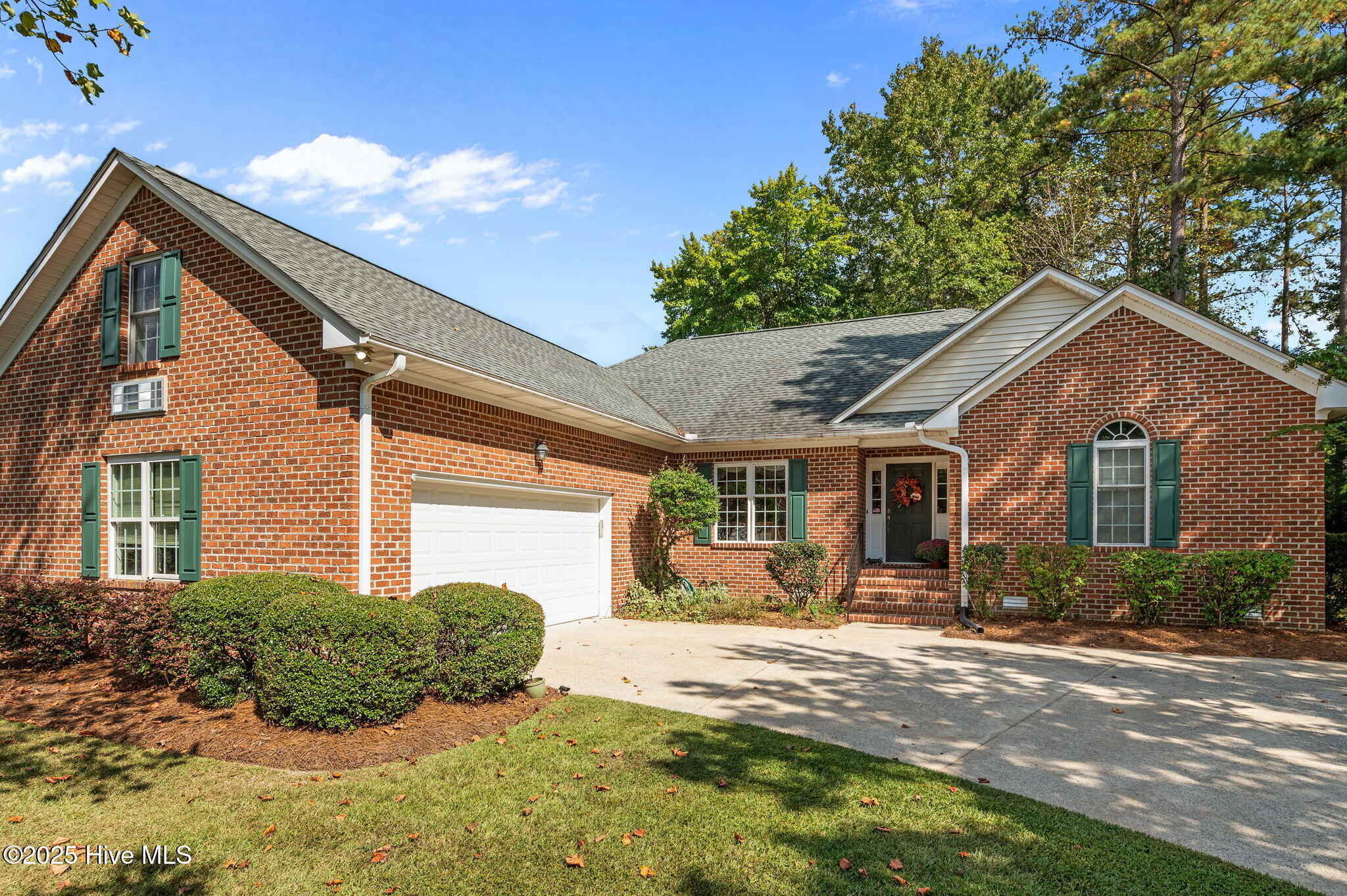 103 York Court Chocowinity, NC 27817 - Photo 3 of 53 3-web-or-mls-LHV_4257