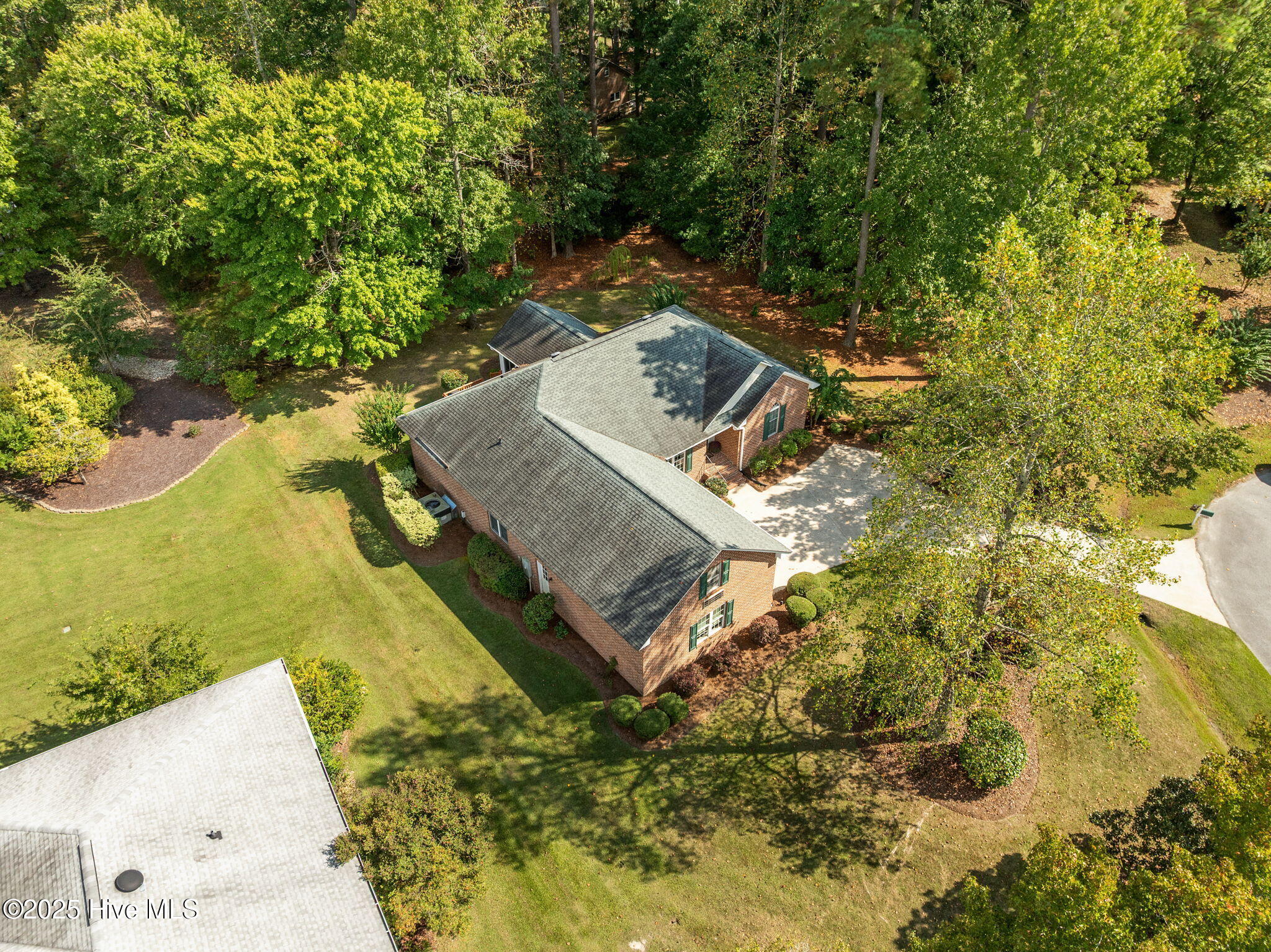 103 York Court Chocowinity, NC 27817 - Photo 9 of 53 9-web-or-mls-DJI_0511