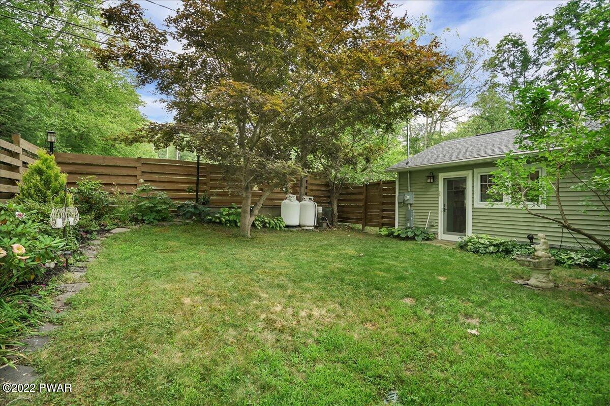 100 Lk Shr Road Shohola, PA 18458 - Photo 45 of 53