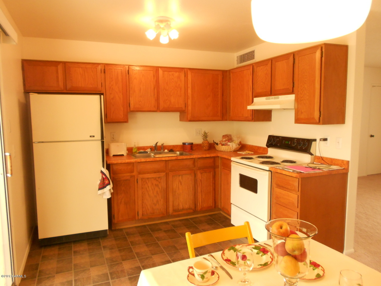 2126 East Greenway Road Phoenix, AZ 85022 - Photo 3 of 19 Kitchen