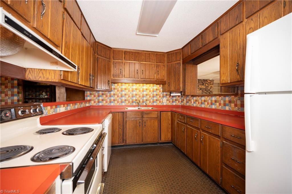 209 River Road Advance, NC 27006 - Photo 27 of 30