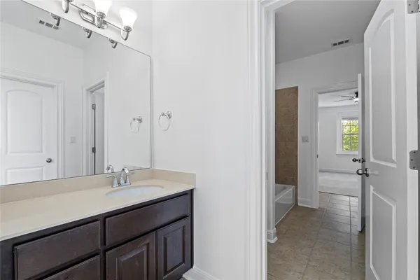$3,800 | 4009 Benetton Way, Leander, TX 78641