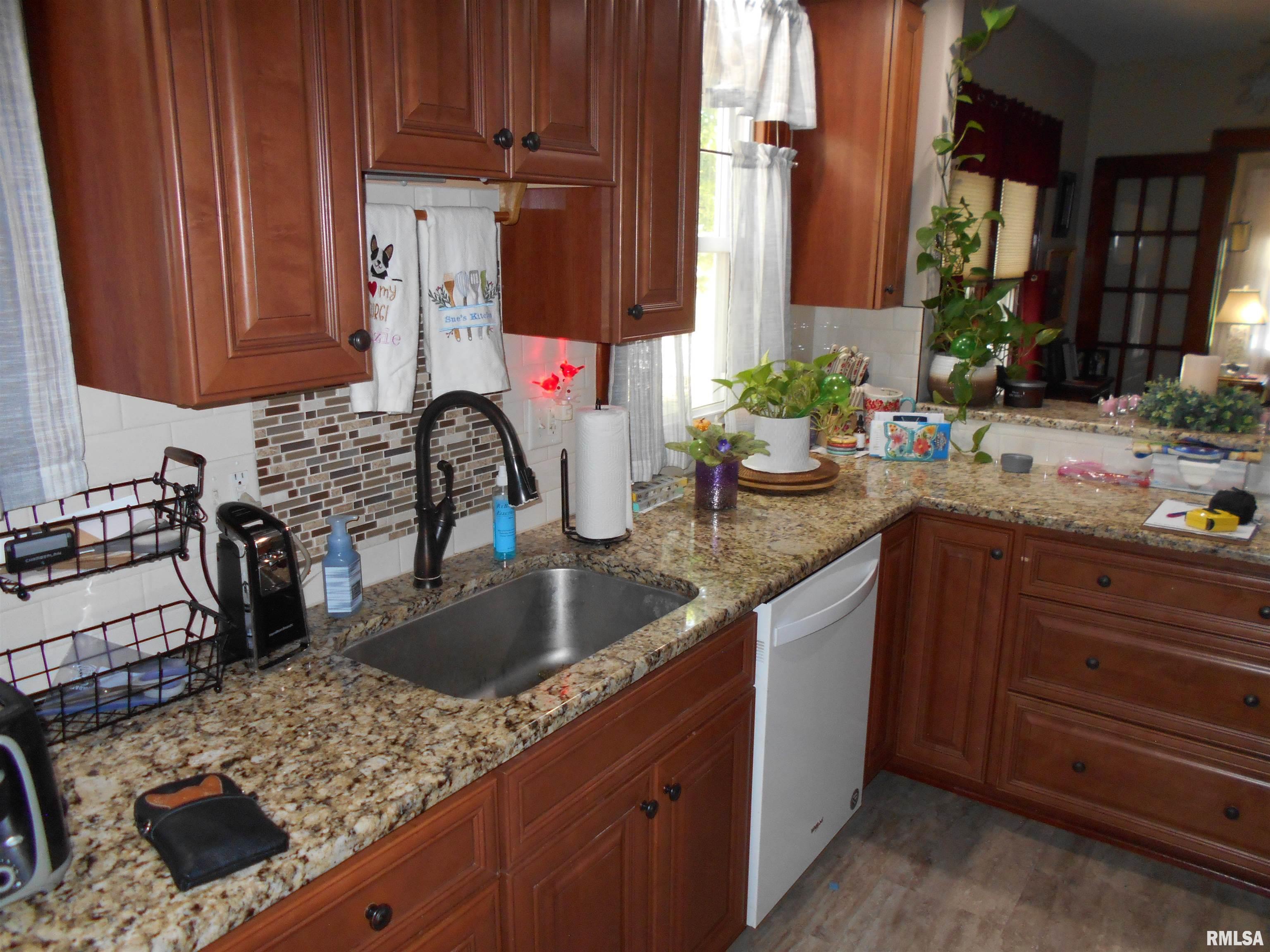 220 East Main Street Good Hope, IL 61438 - Photo 4 of 13