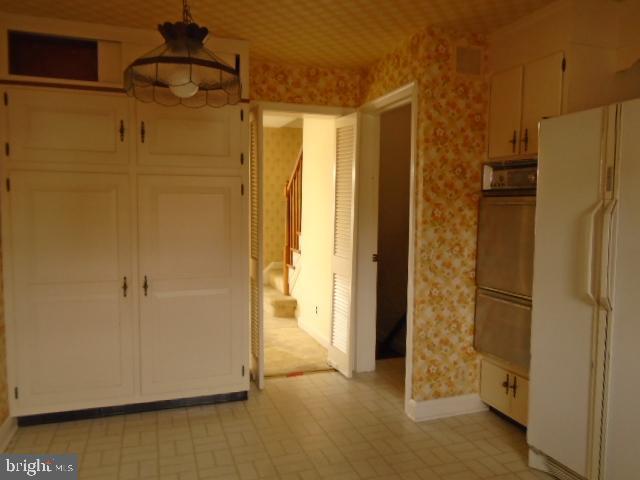 1558 Dellsway Road Baltimore, MD 21286 - Photo 8 of 26