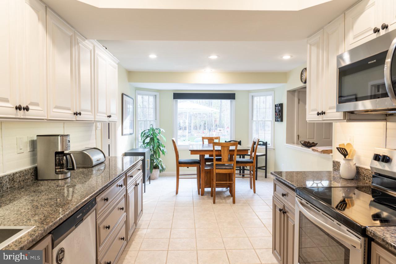 17 Red Oak Drive Tabernacle, NJ 08088 - Photo 11 of 45 a kitchen with counter top space cabinets and appliances