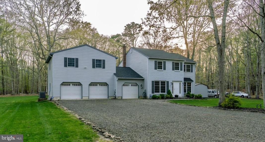 17 Red Oak Drive Tabernacle, NJ 08088 - Photo 2 of 45 front view of a house with a yard
