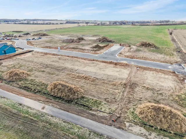 $89,900 | Lot 6 South Eight, Evansville, WI 53536