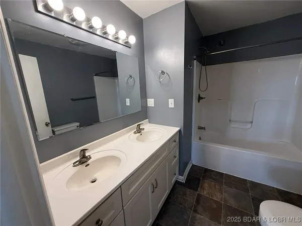 $1,725,000 | 12237 65th Highway, Cole Camp, MO 65325