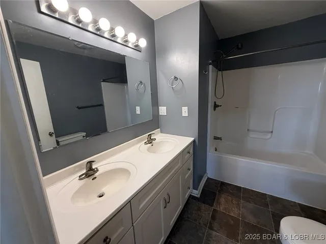 $1,725,000 | 12237 65th Highway, Cole Camp, MO 65325