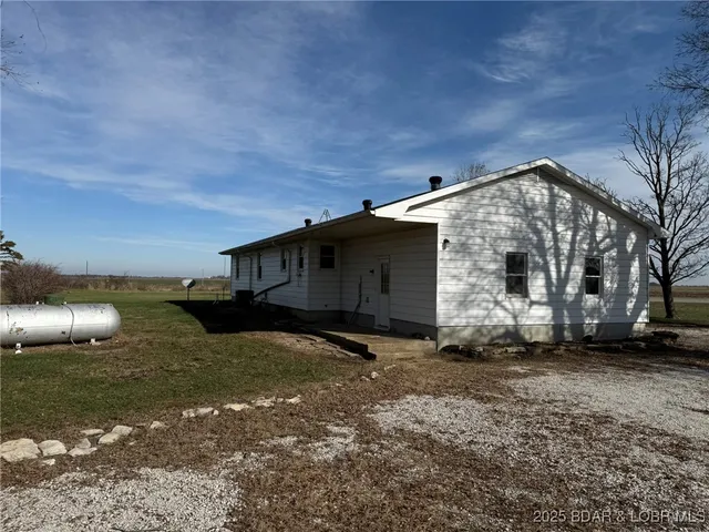 $1,725,000 | 12237 65th Highway, Cole Camp, MO 65325