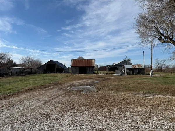 $1,725,000 | 12237 65th Highway, Cole Camp, MO 65325