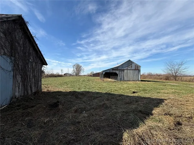 $1,725,000 | 12237 65th Highway, Cole Camp, MO 65325